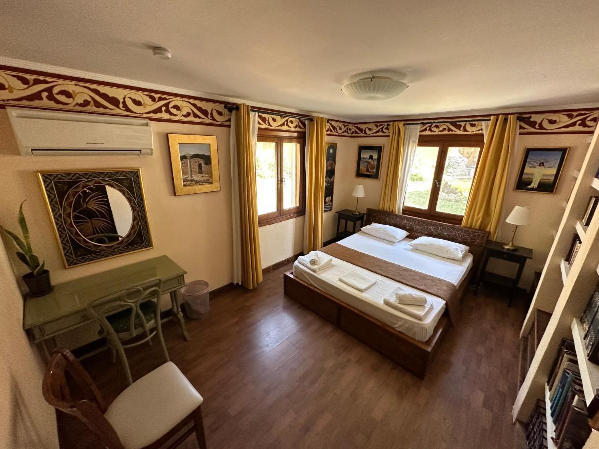 Varias Art House Kallirákhi Екстериор снимка